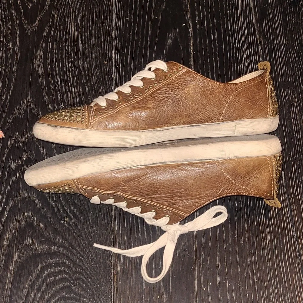 FRYE (Size 8) Leather w Brass Studs Sneakers - Picture 4 of 10